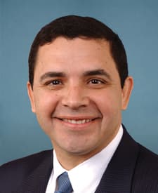 Portrait of Henry Cuellar